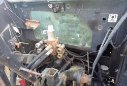 2001 Valtra 6850 Hitech - Image 14