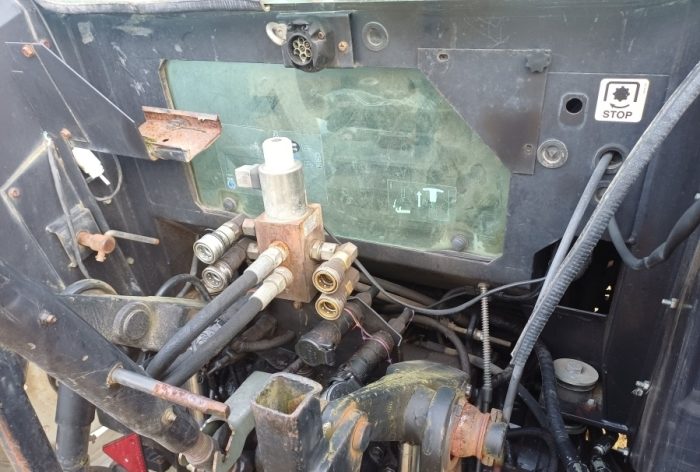 2001 Valtra 6850 Hitech - Image 14