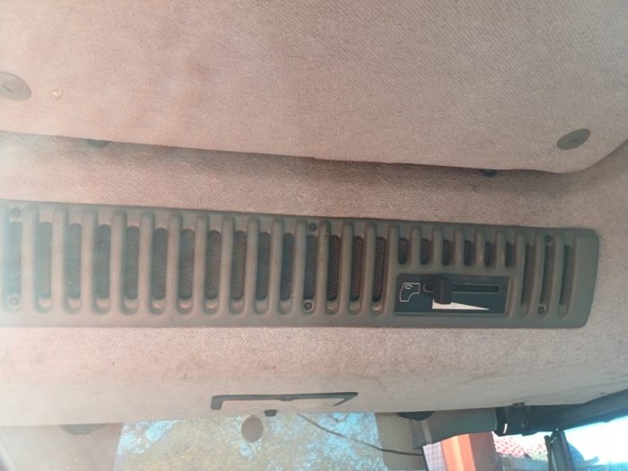 2001 Valtra 6850 Hitech - Image 28