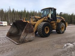 2005 CAT 966H