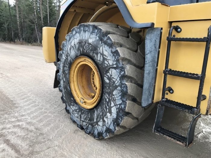 2005 CAT 966H - Image 11