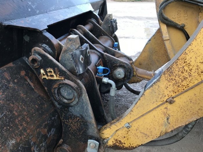2005 CAT 966H - Image 20
