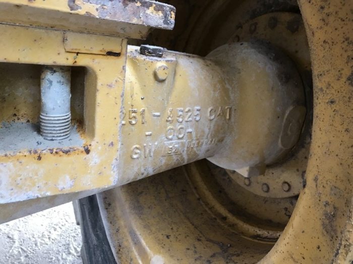 2005 CAT 966H - Image 24