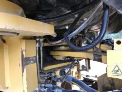 2005 CAT 966H - Image 29