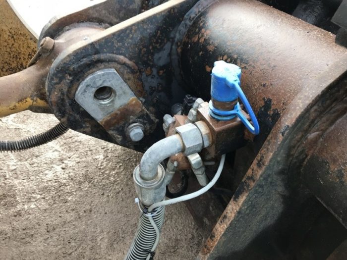 2005 CAT 966H - Image 37