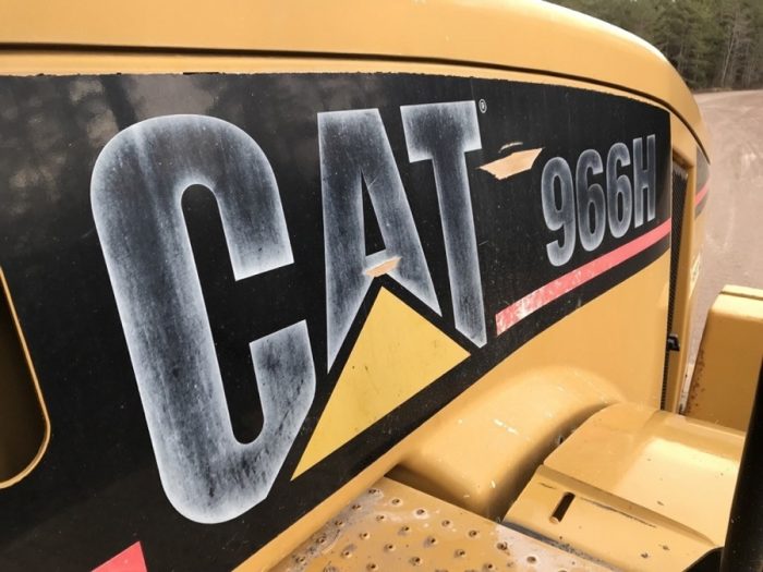 2005 CAT 966H - Image 40