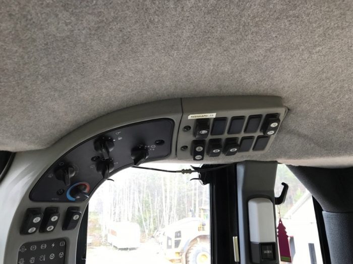 2005 CAT 966H - Image 44