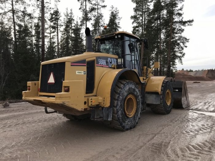 2005 CAT 966H - Image 7