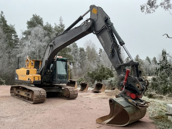 2011 Volvo EC210CL - Image 96
