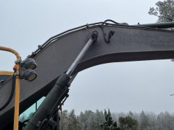 2011 Volvo EC210CL - Image 102