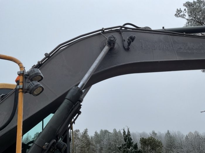 2011 Volvo EC210CL - Image 102