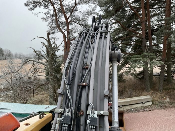 2011 Volvo EC210CL - Image 13