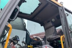 2011 Volvo EC210CL - Image 24