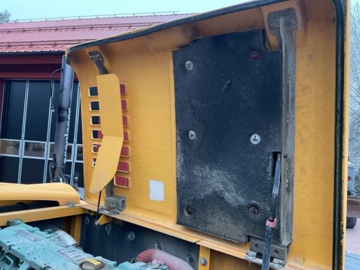 2011 Volvo EC210CL - Image 38