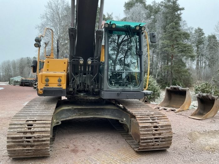 2011 Volvo EC210CL - Image 45