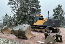 2011 Volvo EC210CL - Image 50