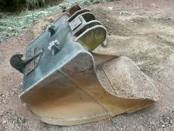 2011 Volvo EC210CL - Image 67