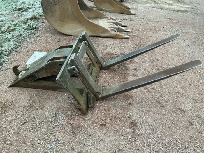 2011 Volvo EC210CL - Image 81