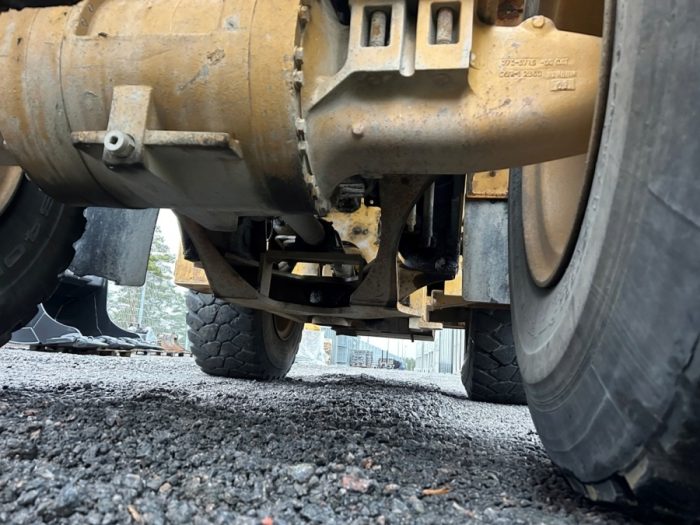 2012 CAT 962K - Image 19