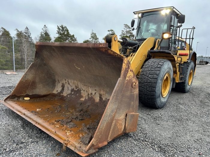 2012 CAT 962K - Image 2