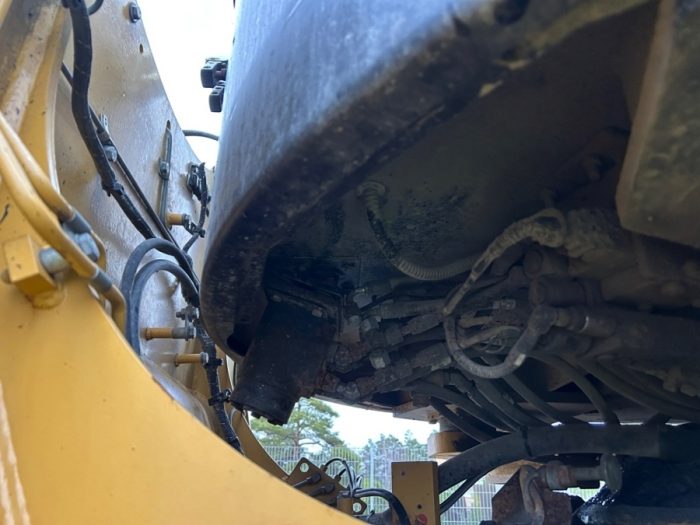 2012 CAT 962K - Image 31