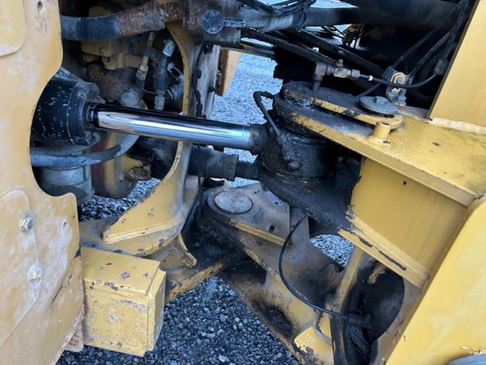 2012 CAT 962K - Image 48