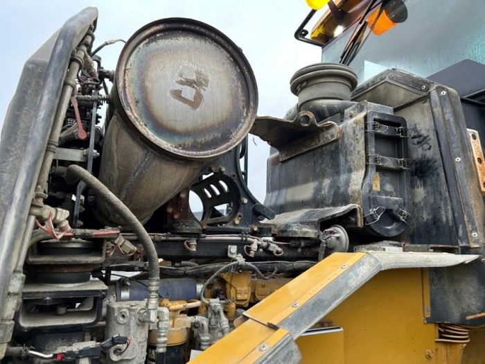 2012 CAT 962K - Image 90