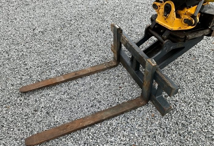 2013 Volvo ECR88D - Image 11