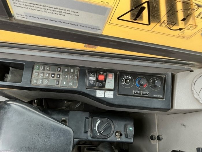 2013 Volvo ECR88D - Image 37