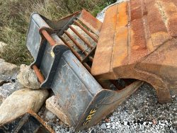 2013 Volvo ECR88D - Image 58