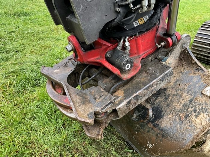 2015 CAT 320EL - Image 9