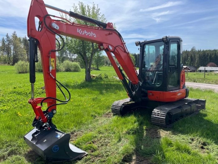 2017 Kubota U55-4 - Image 2