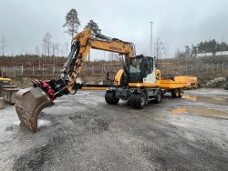 2018 Liebherr A 918 Compact - Image 2