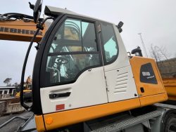 2018 Liebherr A 918 Compact - Image 23