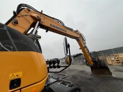 2018 Liebherr A 918 Compact - Image 32