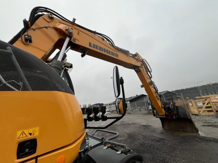 2018 Liebherr A 918 Compact - Image 32