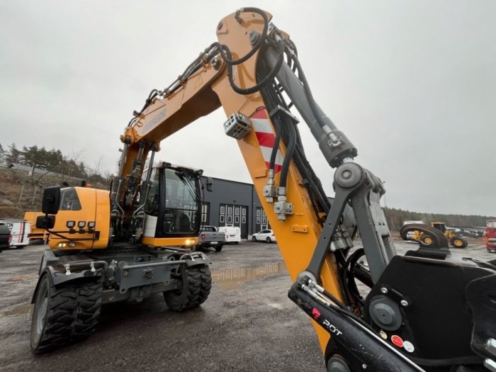 2018 Liebherr A 918 Compact - Image 33