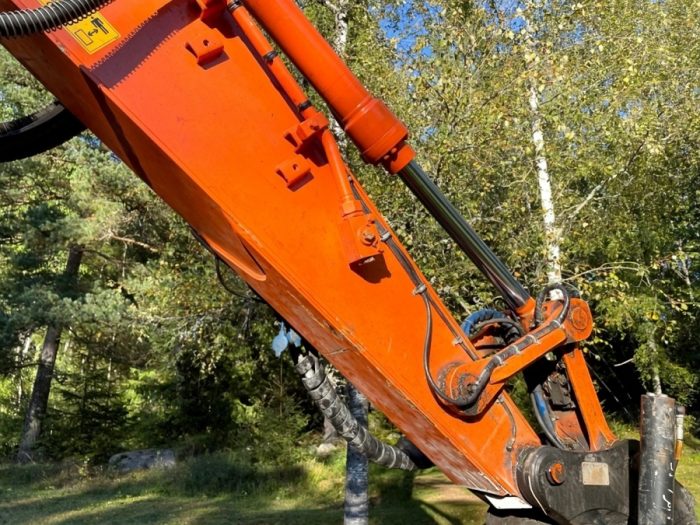 2019 Hitachi ZX135US-6 - Image 12