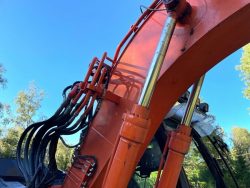 2019 Hitachi ZX135US-6 - Image 7