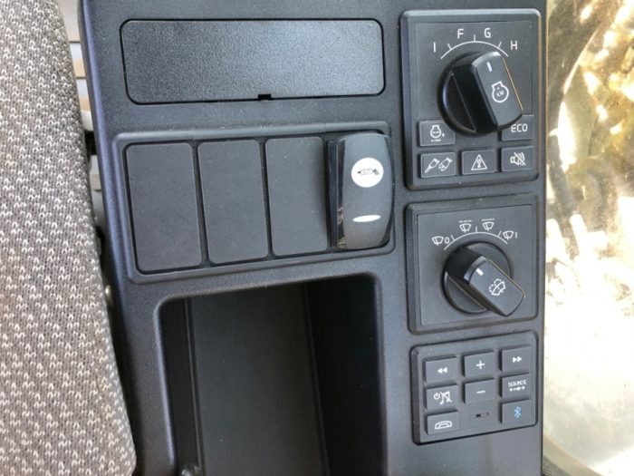 2019 Volvo EC220 EL - Image 28