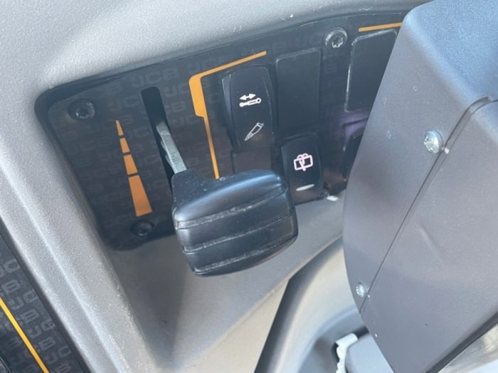 2021 JCB 3CX 10L5WH - Image 96