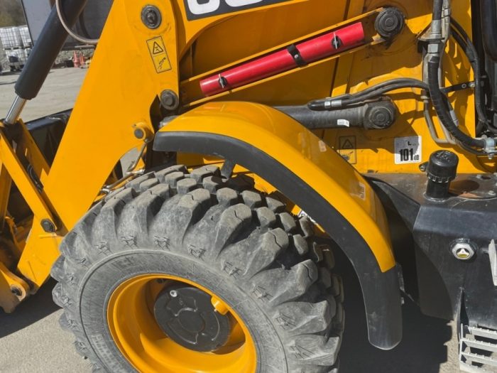 2021 JCB 3CX 10L5WH - Image 13