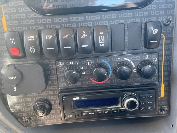 2021 JCB 3CX 10L5WH - Image 95