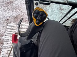 2022 Komatsu PC240LC-11 - Image 20