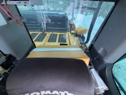 2022 Komatsu PC240LC-11 - Image 23