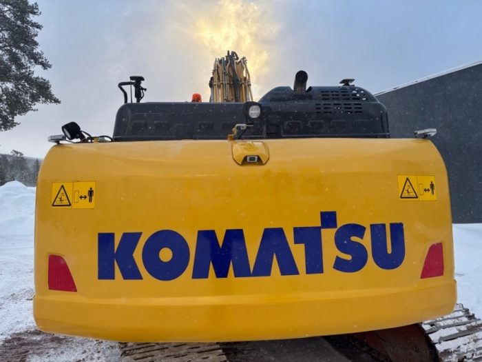 2022 Komatsu PC240LC-11 - Image 27