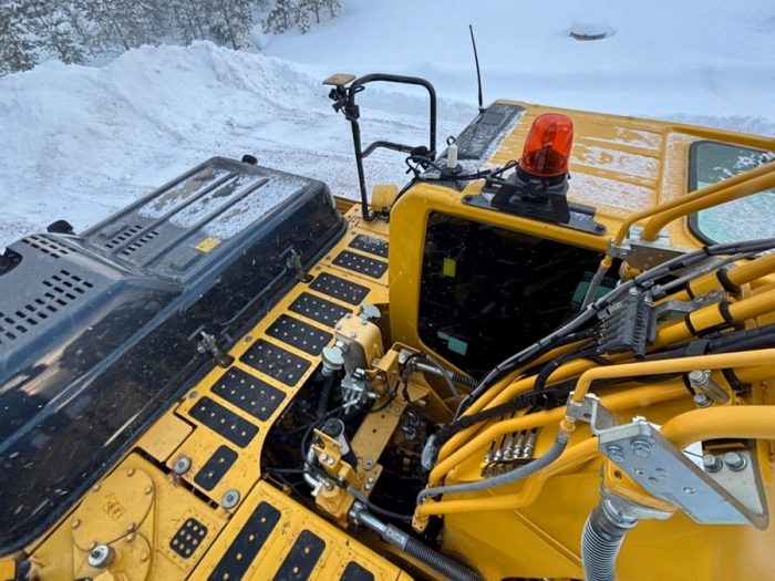 2022 Komatsu PC240LC-11 - Image 33