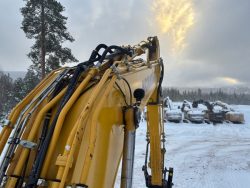 2022 Komatsu PC240LC-11 - Image 38