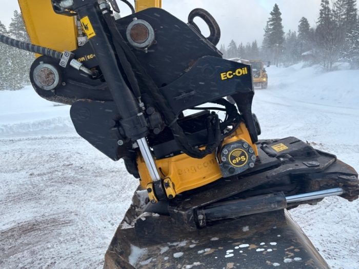 2022 Komatsu PC240LC-11 - Image 42