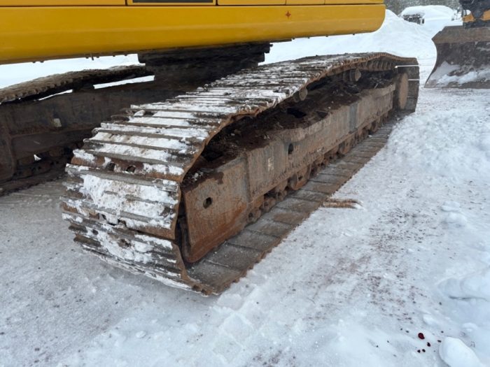 2022 Komatsu PC240LC-11 - Image 62